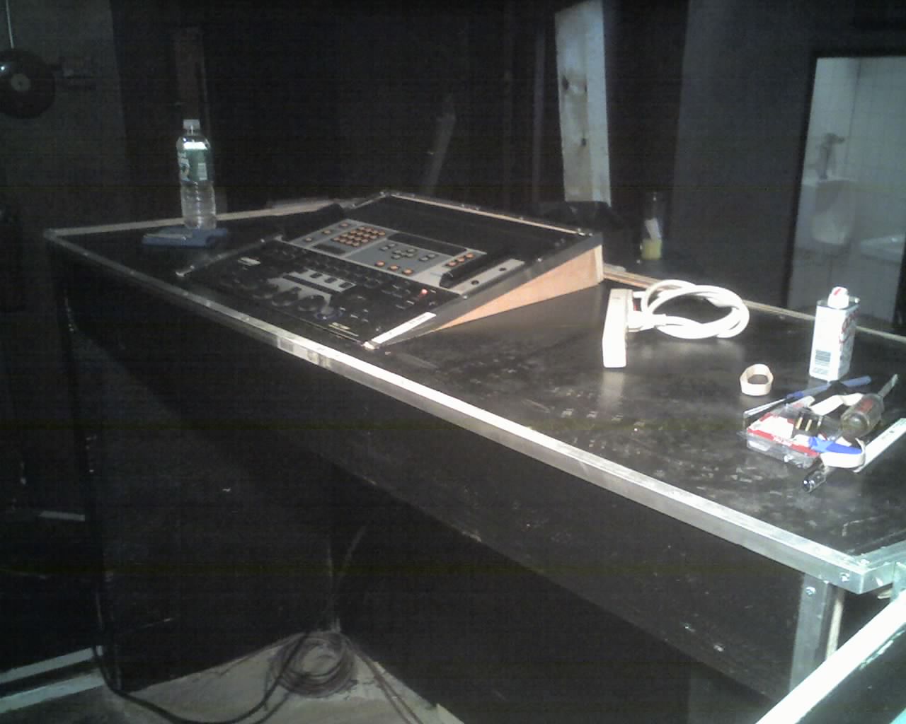 dtconsole3.jpg
